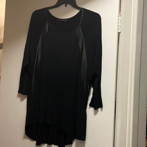 Used Maurice’s Black Top with Faux Leather Stripes Size 3 (22/24)